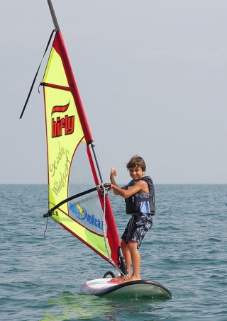 Scuola windsurf bimbi